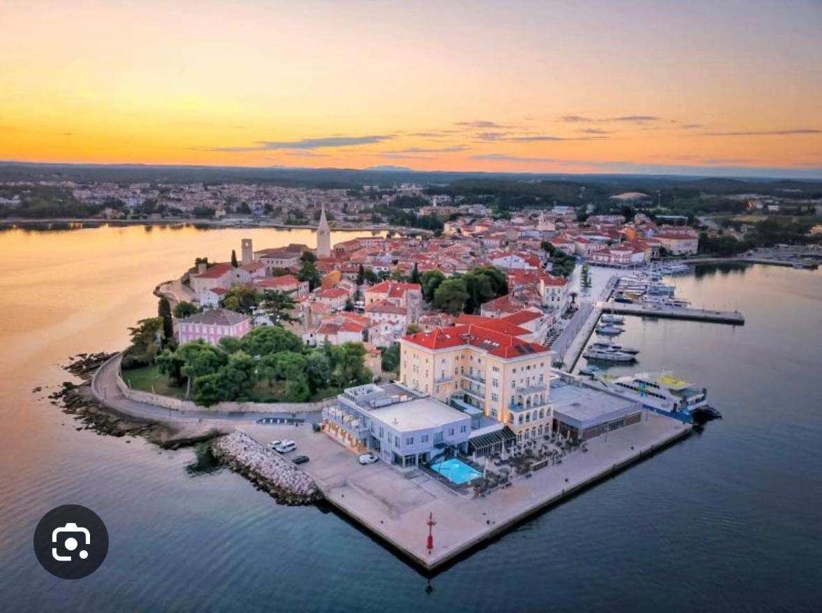 Apartment Mare Porec Exterior photo